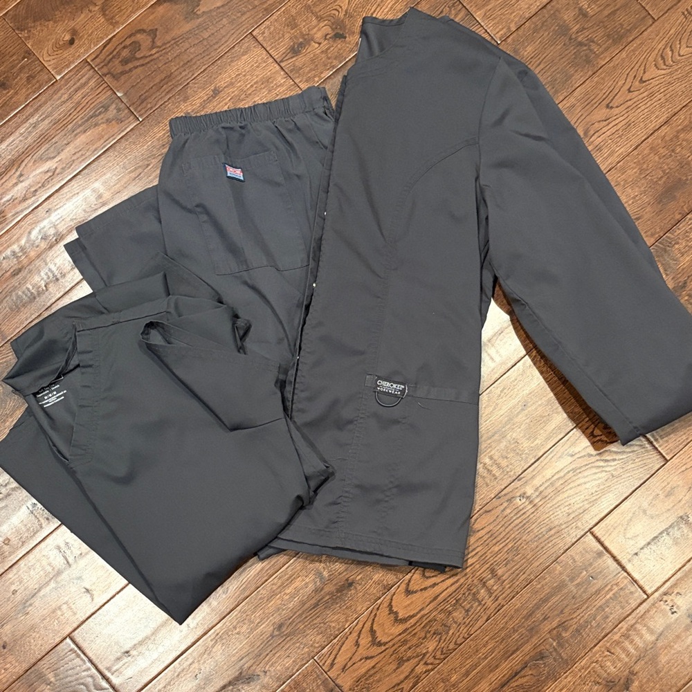 Cherokee Pewter Gray Scrub Set Size Medium
